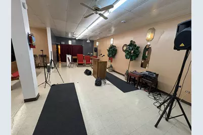 391 E Kensington Avenue, Chicago, IL 60628 - Photo 3