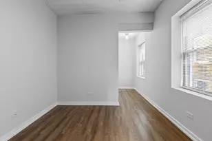 5718 N Winthrop Ave, Chicago, IL 60660 - Photo 9