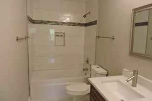 407 Beechwood Dr, Westmont, IL 60559 - Photo 11