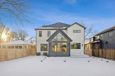 147 N Myrtle Avenue, Elmhurst, IL 60126 - Photo 35