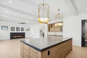 147 N Myrtle Ave, Elmhurst, IL 60126 - Photo 7