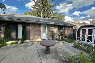 735 Geneva Ave, Romeoville, IL 60446 - Photo 17