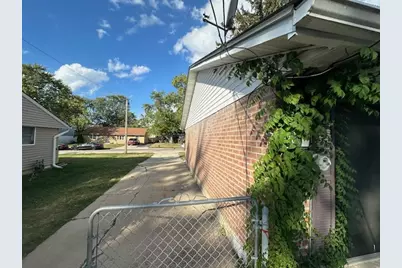 735 Geneva Avenue, Romeoville, IL 60446 - Photo 23