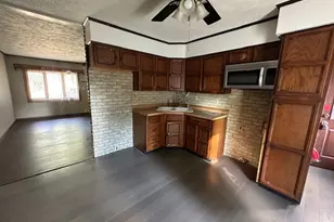 735 Geneva Ave, Romeoville, IL 60446 - Photo 5