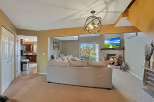 1620 Lexington Dr, Montgomery, IL 60538 - Photo 7