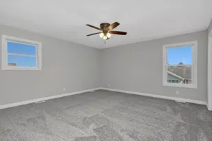 903 Springhill Dr, Coal City, IL 60416 - Photo 23