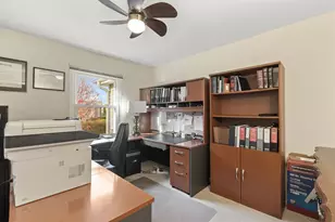 1272 Sandhurst Dr, Buffalo Grove, IL 60089 - Photo 21