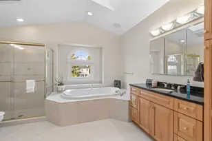 1272 Sandhurst Dr, Buffalo Grove, IL 60089 - Photo 17