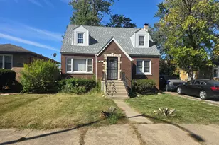 566 Hirsch Ave, Calumet City, IL 60409 - Photo 1