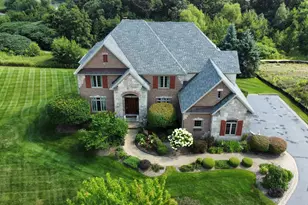 22292 N Prairie Ln, Kildeer, IL 60047 - Photo 1