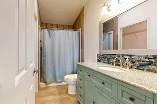 1913 E Newport Dr, Urbana, IL 61802 - Photo 7