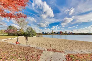 977 Harris Rd, Grayslake, IL 60030 - Photo 21