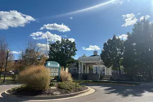 610 Four Seasons Blvd, Aurora, IL 60504 - Photo 11