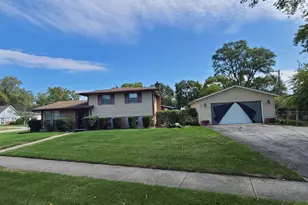 16843 Briargate Dr, Country Club Hills, IL 60478 - Photo 3