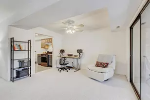 740 Saint Andrews Ln, Crystal Lake, IL 60014 - Photo 7