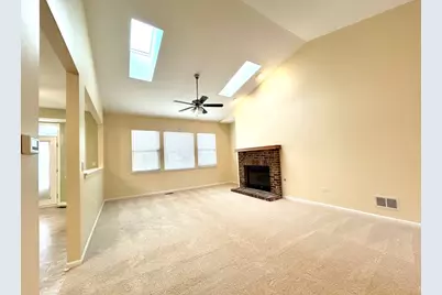 21253 Legion Lake Court, Crest Hill, IL 60403 - Photo 3