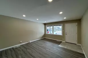 176 Craig Dr, Chicago Heights, IL 60411 - Photo 11