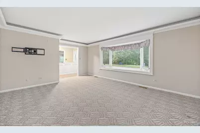 5S300 Tuthill Road, Naperville, IL 60563 - Photo 7