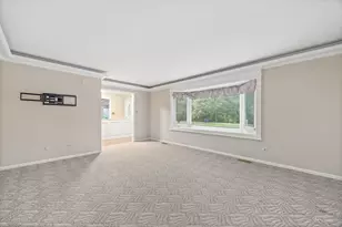 5S300 Tuthill Rd, Naperville, IL 60563 - Photo 7