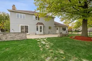2306 Hanscom Ct, Schaumburg, IL 60193 - Photo 25