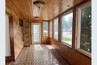 565 Northwestern Avenue, South Beloit, IL 61080 - Photo 5