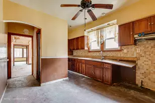 9222 S Ada St, Chicago, IL 60620 - Photo 11