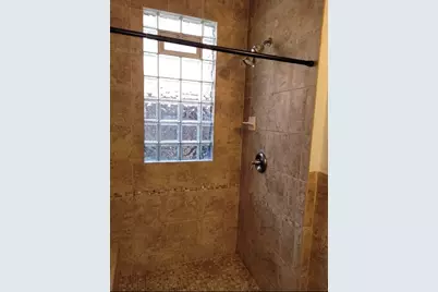 2350 W Grand Avenue, Chicago, IL 60612 - Photo 5