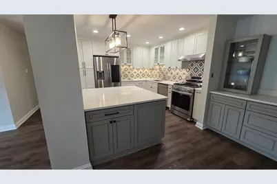 6800 N California Avenue #2M, Chicago, IL 60645 - Photo 3