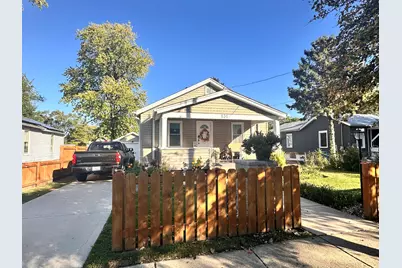 131 N Kendall Street, Aurora, IL 60505 - Photo 3