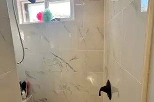 131 N Kendall St, Aurora, IL 60505 - Photo 11