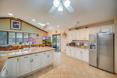 12152 Forestview Drive, Orland Park, IL 60467 - Photo 11