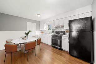 25 S Hudson St, Westmont, IL 60559 - Photo 7