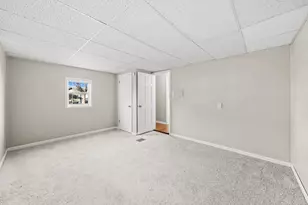 25 S Hudson St, Westmont, IL 60559 - Photo 13