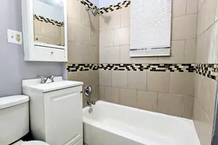 1205 N Hamlin Ave, Chicago, IL 60651 - Photo 5