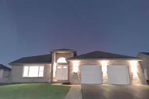19013 Amlin Ln, Country Club Hills, IL 60478 - Photo 3