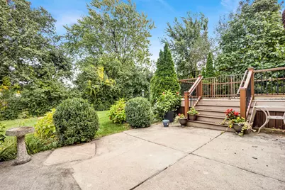 823 N Harrow Court, Addison, IL 60101 - Photo 35