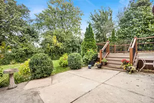 823 N Harrow Ct, Addison, IL 60101 - Photo 35