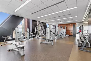 175 E Delaware Pl, Chicago, IL 60611 - Photo 27