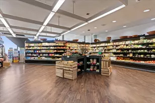 175 E Delaware Pl, Chicago, IL 60611 - Photo 25