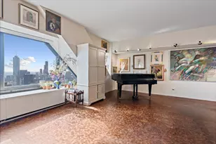 175 E Delaware Pl, Chicago, IL 60611 - Photo 9