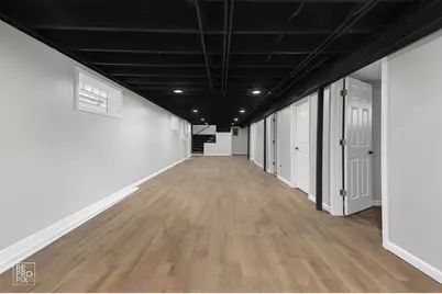 9134 S Marquette Avenue, Chicago, IL 60617 - Photo 13