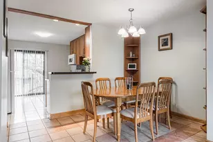 186 Dunteman Dr, Glendale Heights, IL 60139 - Photo 5