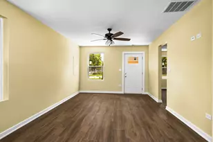 422 Sherman St, Joliet, IL 60433 - Photo 9