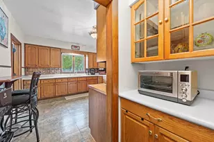 640 2nd St, Crete, IL 60417 - Photo 7