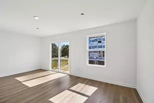 873 Briar Gln Ct, Hampshire, IL 60140 - Photo 7