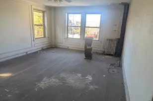 6740 S Oglesby Ave, Chicago, IL 60649 - Photo 9