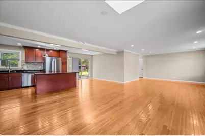 203 Coldren Drive, Prospect Heights, IL 60070 - Photo 5