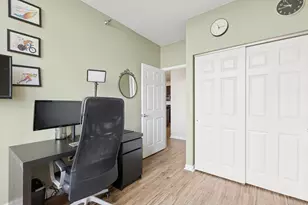 1134 W Granville Ave, Chicago, IL 60660 - Photo 21