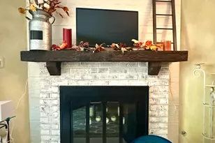 22 Waterbury Ln, Schaumburg, IL 60193 - Photo 9