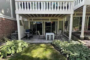 22 Waterbury Ln, Schaumburg, IL 60193 - Photo 19